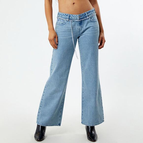 Pacsun Pacsun Low Rise Wide Leg Jeans Light Wash Silver Chain Belt Size 24 Baggy - Picture 1 of 13
